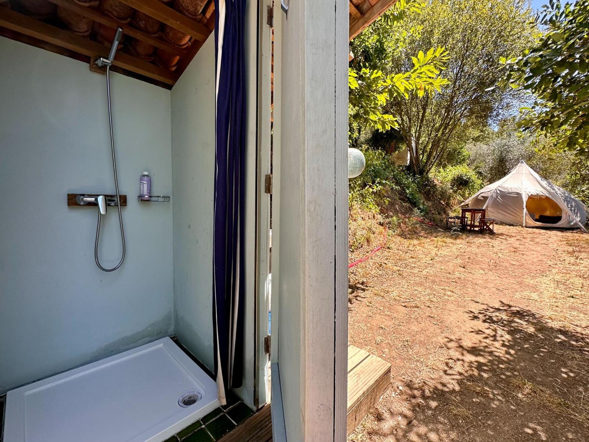 Glamping Do Ze Hotel Cernache do Bonjardim Exterior photo